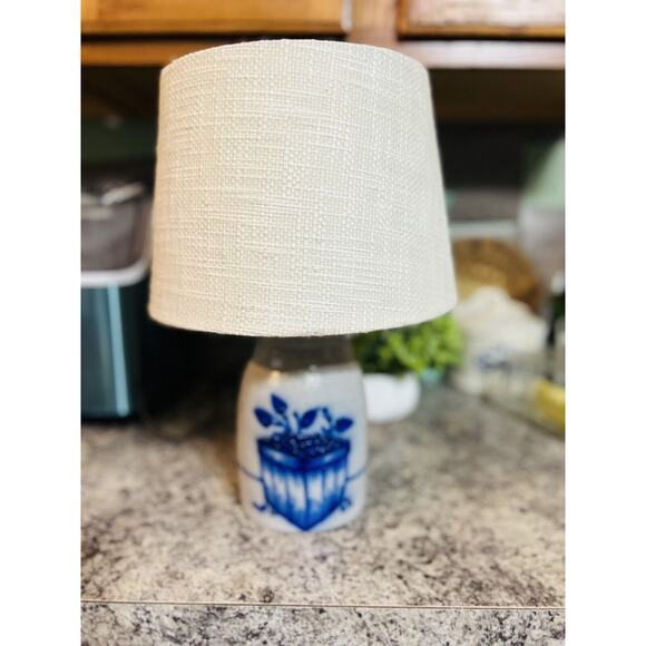 1990 Salmon Falls Stoneware Pottery Vase Blueberry Basket Sm Electric Table Lamp - Picture 1 of 7